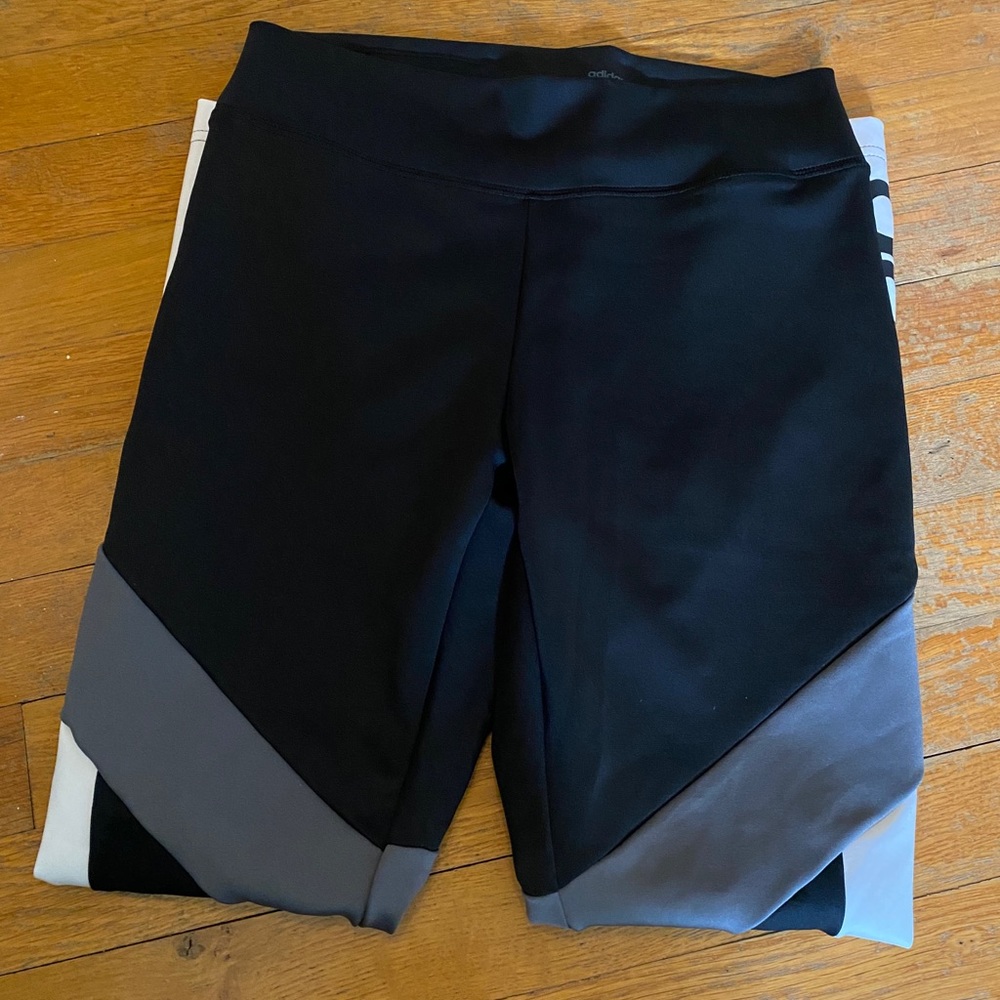 Adidas color block workout leggings